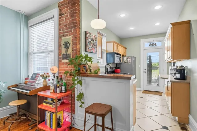 $2,300 | 106 Jefferson Street, Pittsburgh, PA 15212