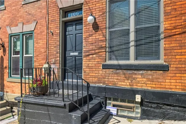 $2,300 | 106 Jefferson Street, Pittsburgh, PA 15212