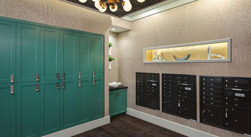 2620 Maple Avenue, Unit 1101 Dallas, TX 75201 - Photo 28 of 39 a view of a entryway door with wooden floor