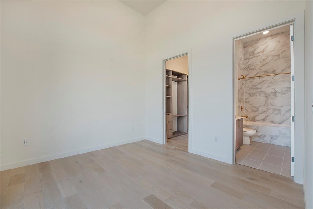 2620 Maple Avenue, Unit 1101 Dallas, TX 75201 - Photo 9 of 39 a view of an empty room