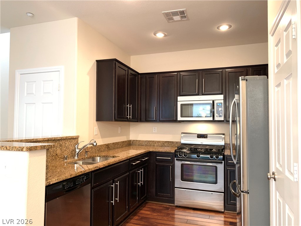 3208 Color Collage Walk Henderson, NV 89044 - Photo 4 of 27