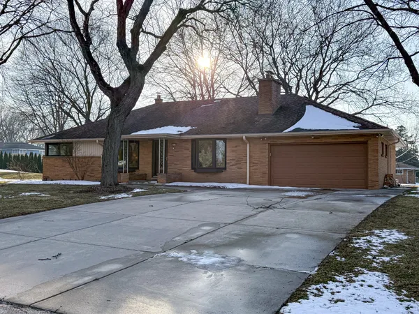 $619,000 | 3365 Anders Lane, Brookfield, WI 53005