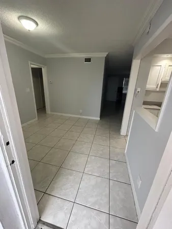 $1,400 | 1310 Northwest 43rd Avenue, Unit 303, Lauderhill, FL 33313