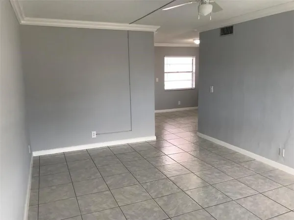 $1,400 | 1310 Northwest 43rd Avenue, Unit 303, Lauderhill, FL 33313