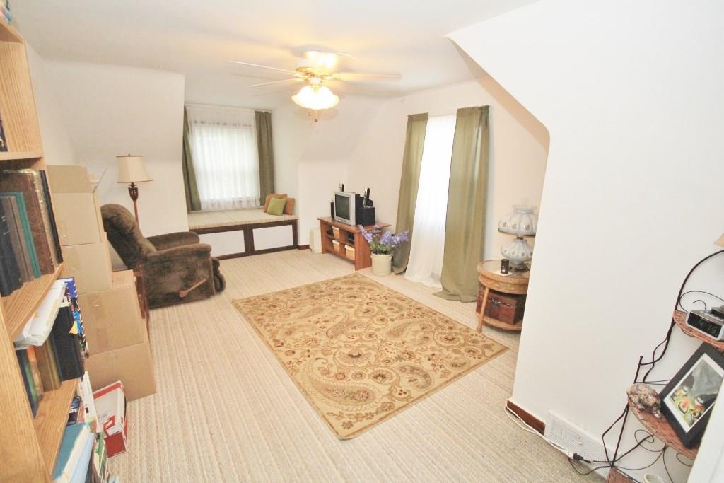 1206 Springhill Road Natrona Heights, PA 15065 - Photo 18 of 23