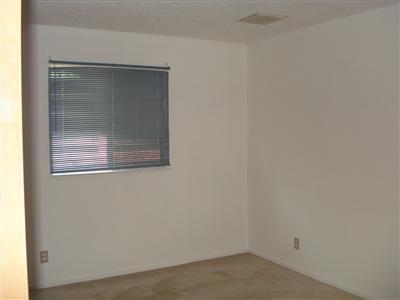 1307 Santa Rosa Circle Reedley, CA 93654 - Photo 11 of 29 Gallery Image 11