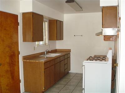 1307 Santa Rosa Circle Reedley, CA 93654 - Photo 5 of 29 Gallery Image 5