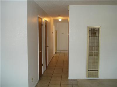 1307 Santa Rosa Circle Reedley, CA 93654 - Photo 10 of 29 Gallery Image 10