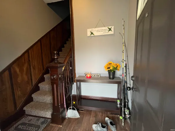 $185,000 | 703 North Walnut Street, Hartford City, IN 47348