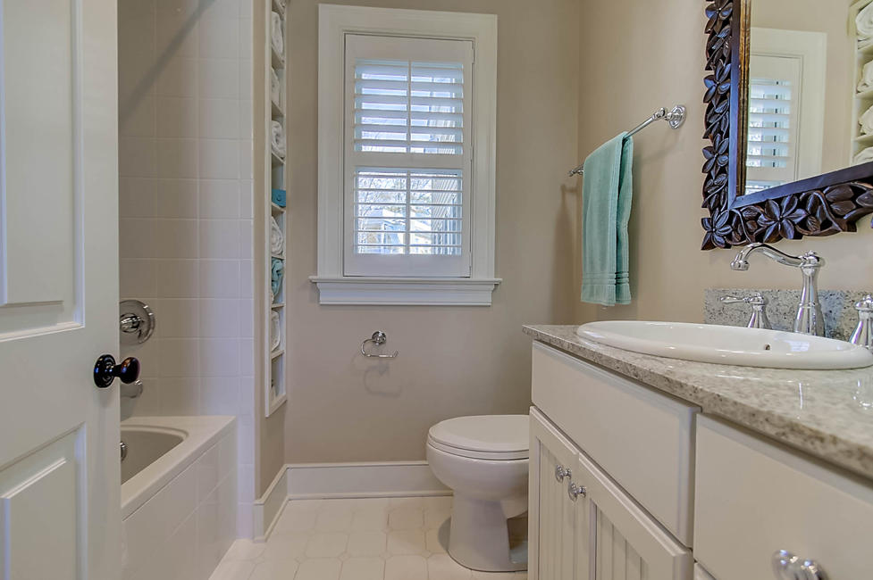 23 Fairhope Road Mount Pleasant, SC 29464 - Photo 27 of 38 Guest Bath