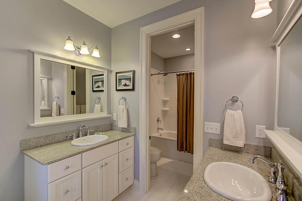 23 Fairhope Road Mount Pleasant, SC 29464 - Photo 29 of 38 Guest Bath