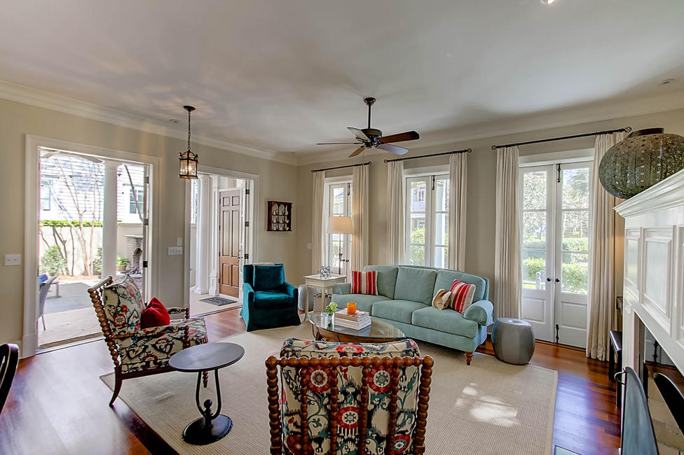 23 Fairhope Road Mount Pleasant, SC 29464 - Photo 7 of 38 Living Room