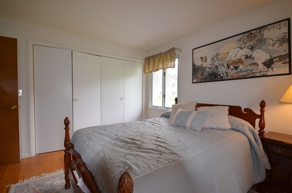 60 Rolling Ridge Road Amherst, MA 01002 - Photo 14 of 27 Gallery Image 14