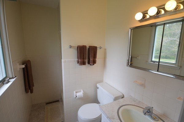60 Rolling Ridge Road Amherst, MA 01002 - Photo 15 of 27 Gallery Image 15