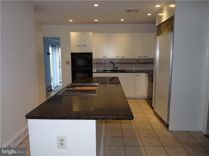 3355 Stump Hall Road Collegeville, PA 19426 - Photo 6 of 25 Kitchen