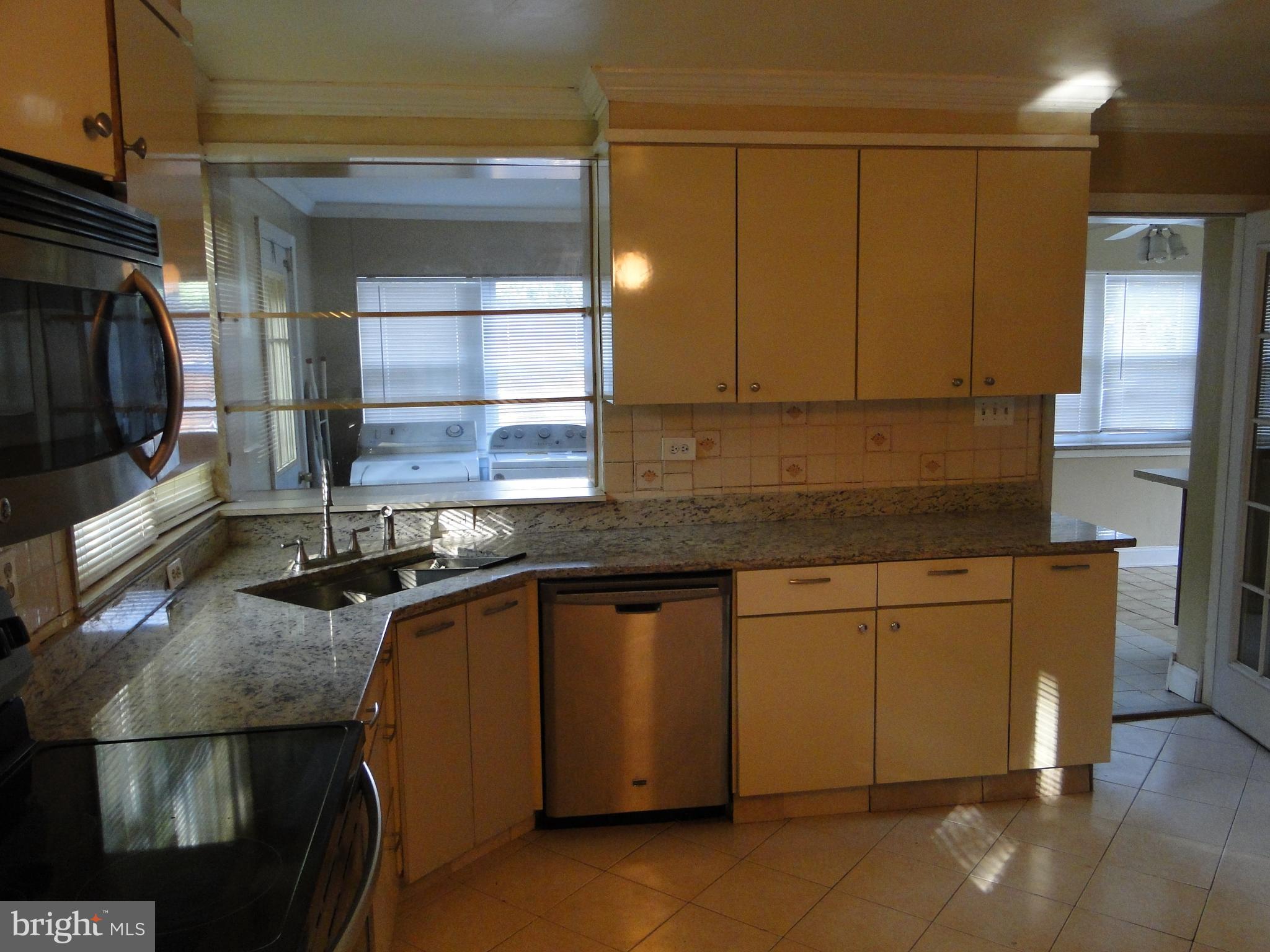 843 Welsh Road Philadelphia, PA 19115 - Photo 15 of 40