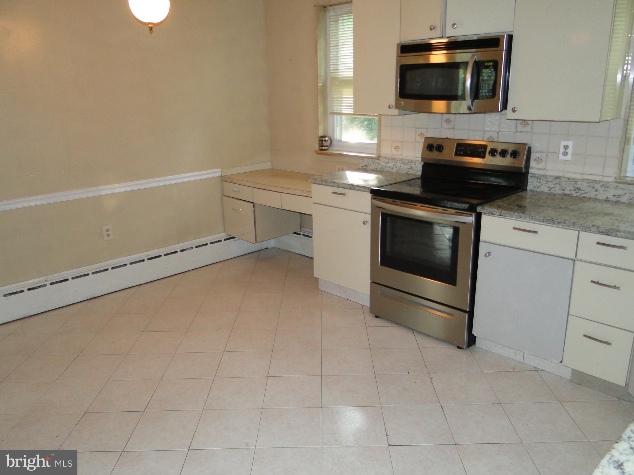 843 Welsh Road Philadelphia, PA 19115 - Photo 16 of 40