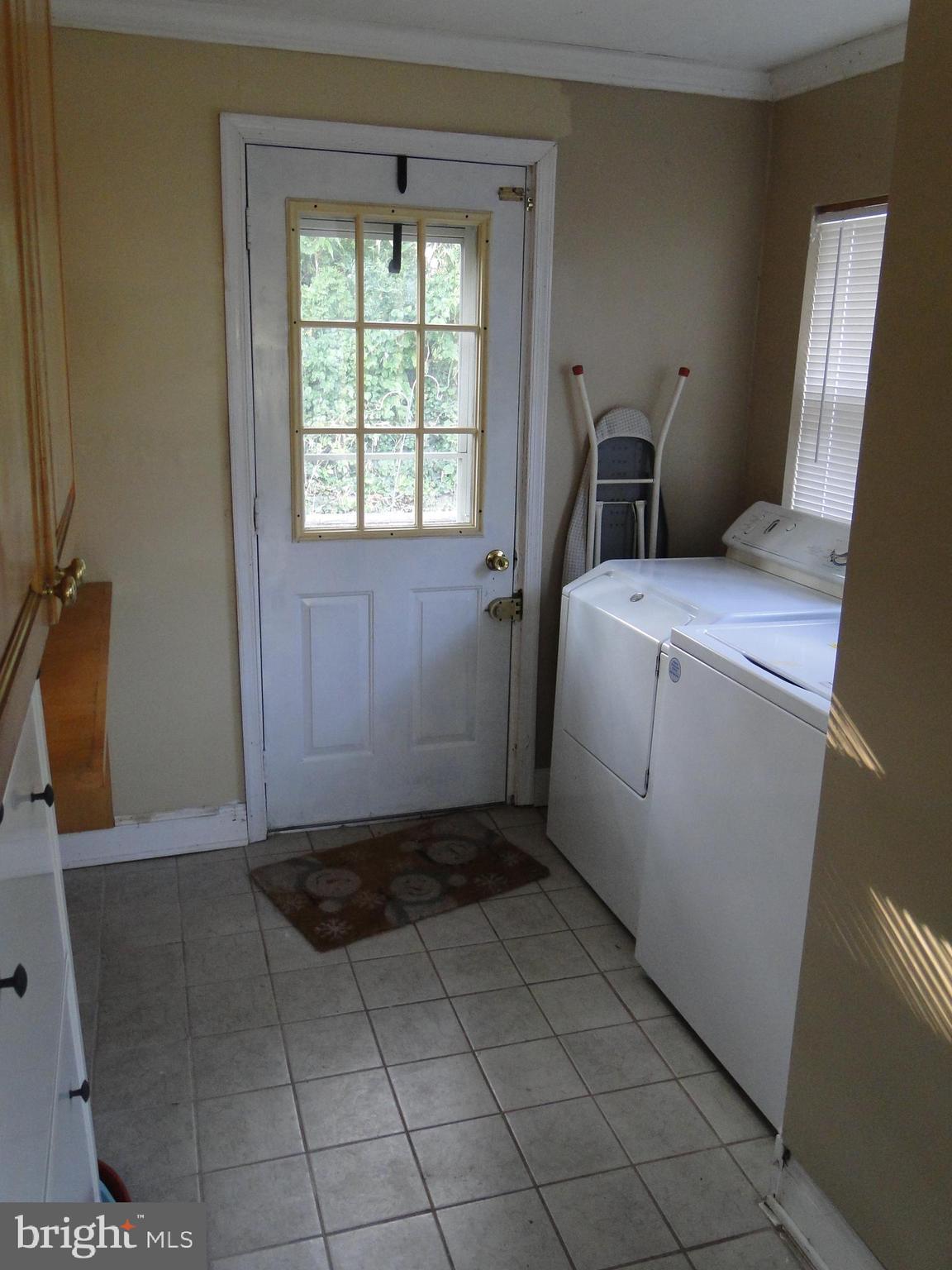 843 Welsh Road Philadelphia, PA 19115 - Photo 19 of 40