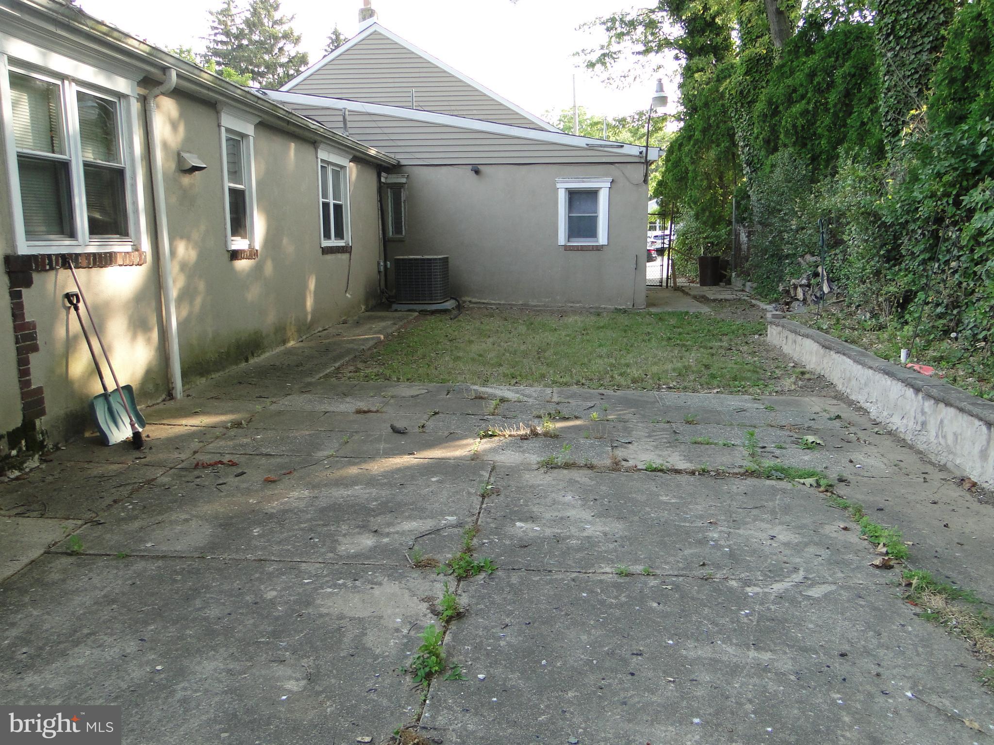 843 Welsh Road Philadelphia, PA 19115 - Photo 38 of 40