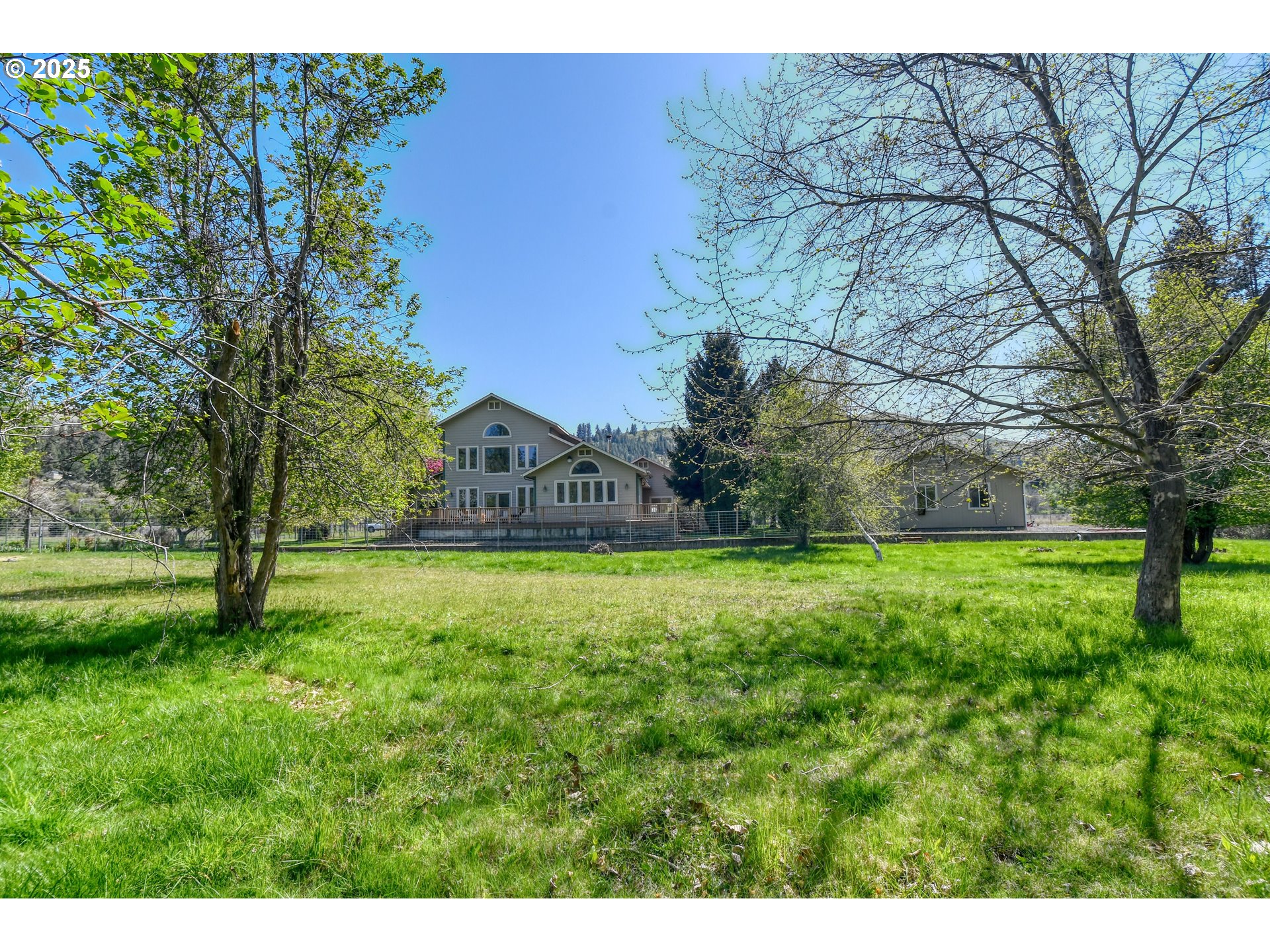 54693 Bingham Road Adams, OR 97810 - Photo 38 of 48