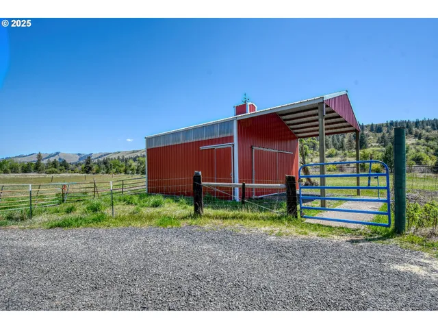 $975,000 | 54693 Bingham Road, Adams, OR 97810