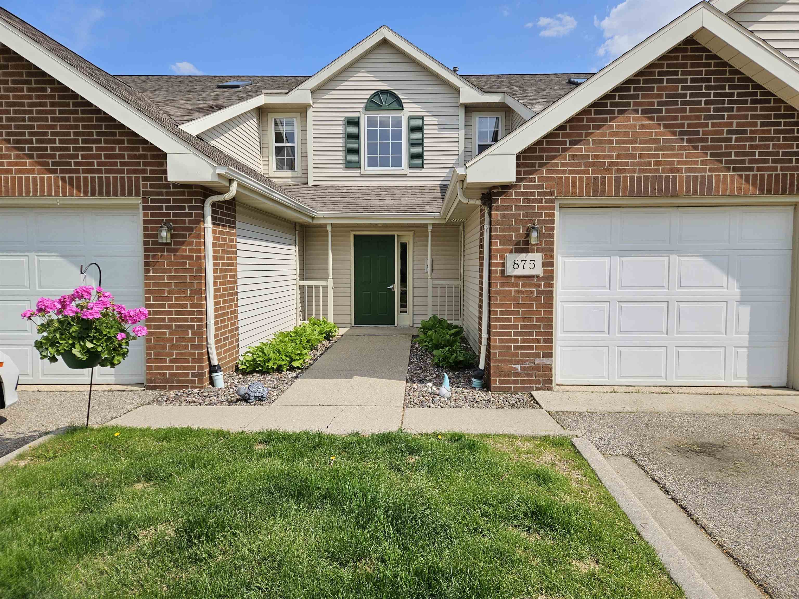 875 Park Oregon Wi 53575, Unit 102 Oregon, WI 53575 - Photo 1 of 1