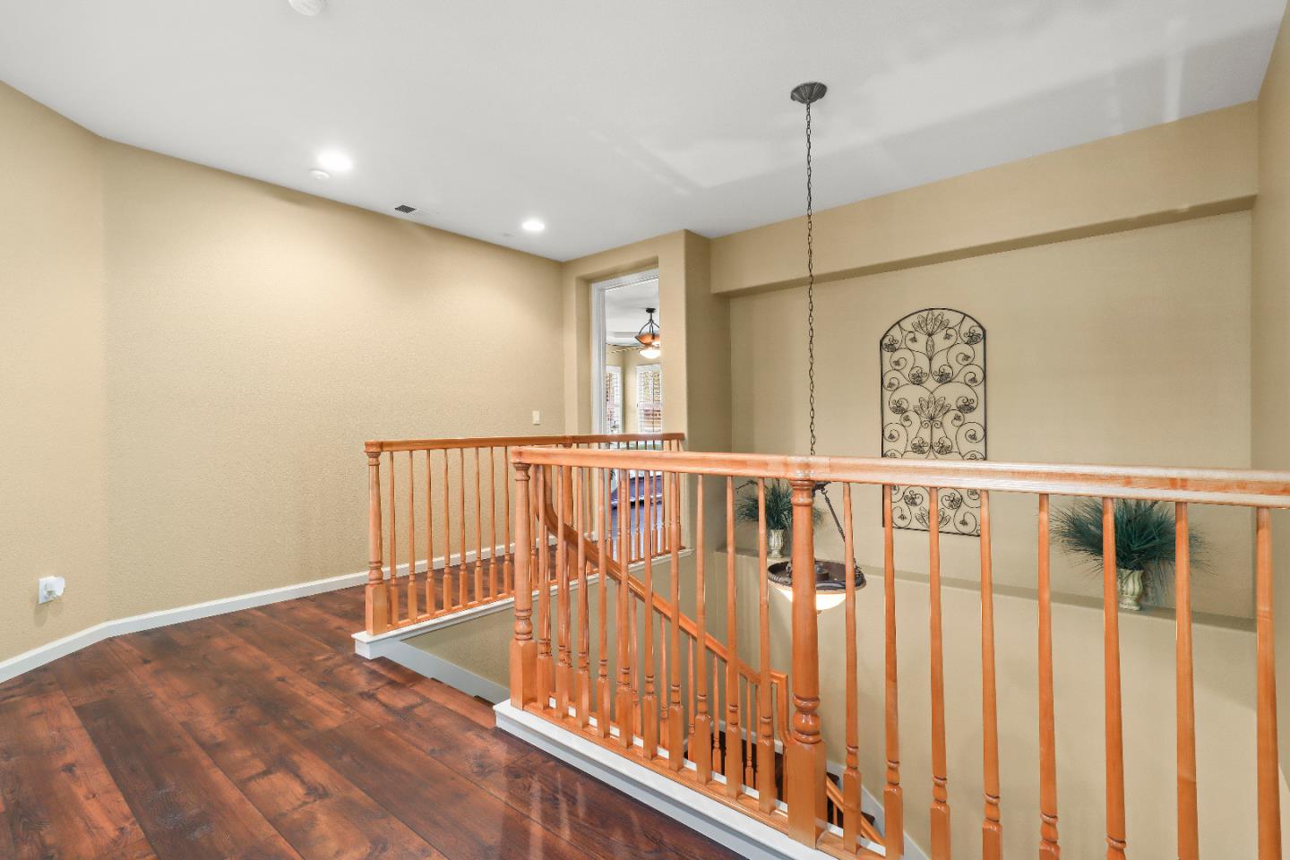 1960 County Down Way Gilroy, CA 95020 - Photo 33 of 62