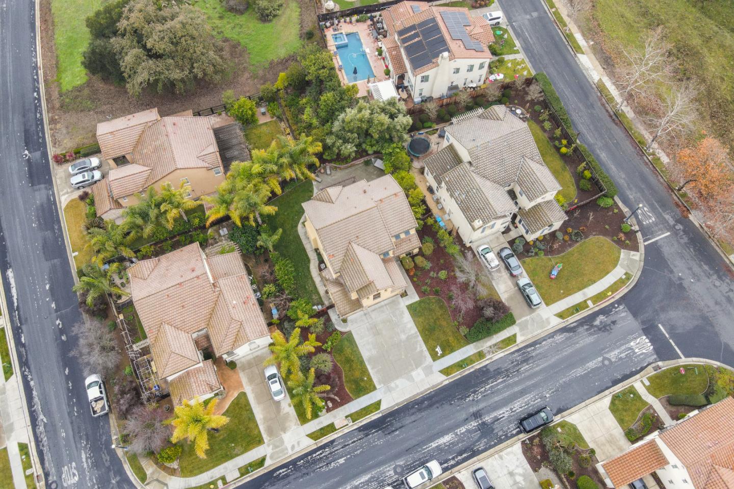 1960 County Down Way Gilroy, CA 95020 - Photo 49 of 62