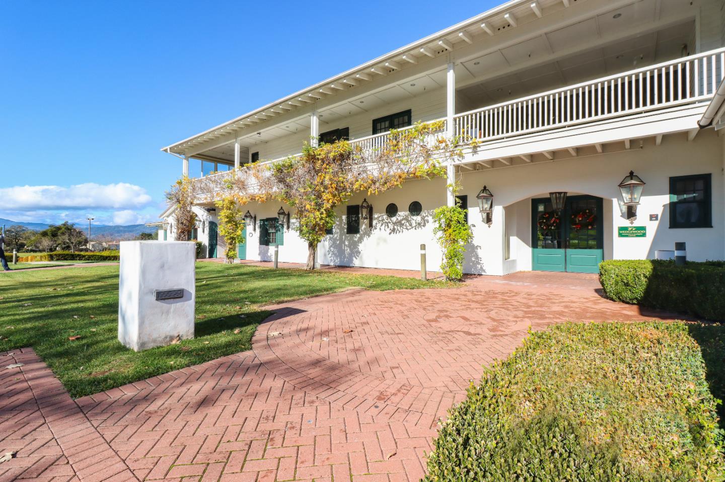 1960 County Down Way Gilroy, CA 95020 - Photo 58 of 62 a front view of a house with a yard
