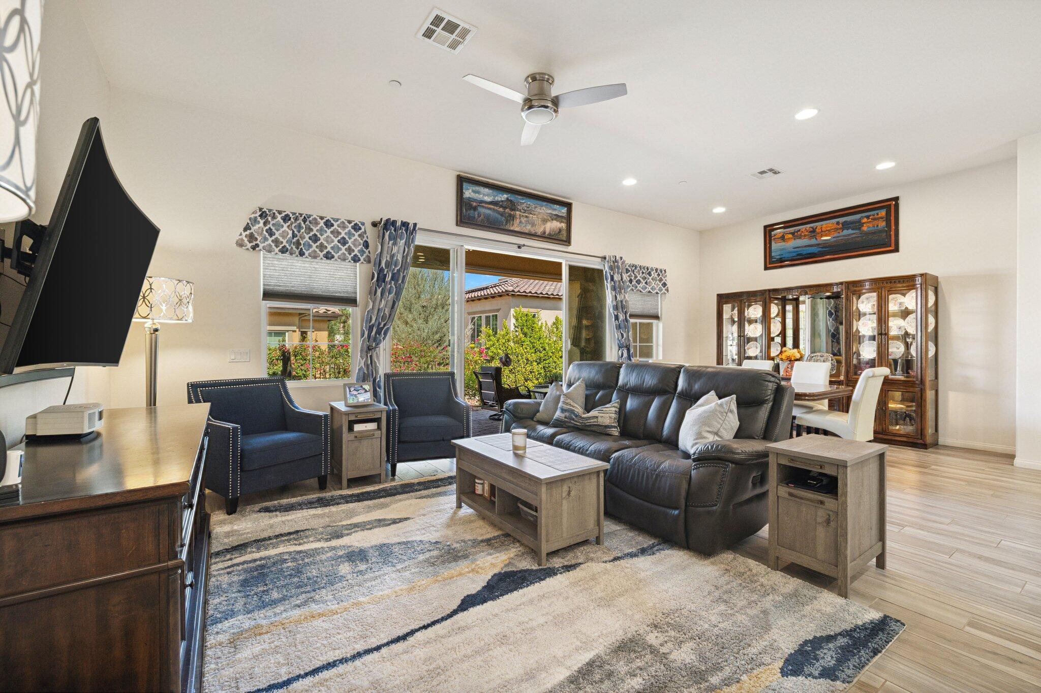 4017 Via Fragante, Unit 3 Palm Desert, CA 92260 - Photo 13 of 43 61-web-or-mls-2H8A9307