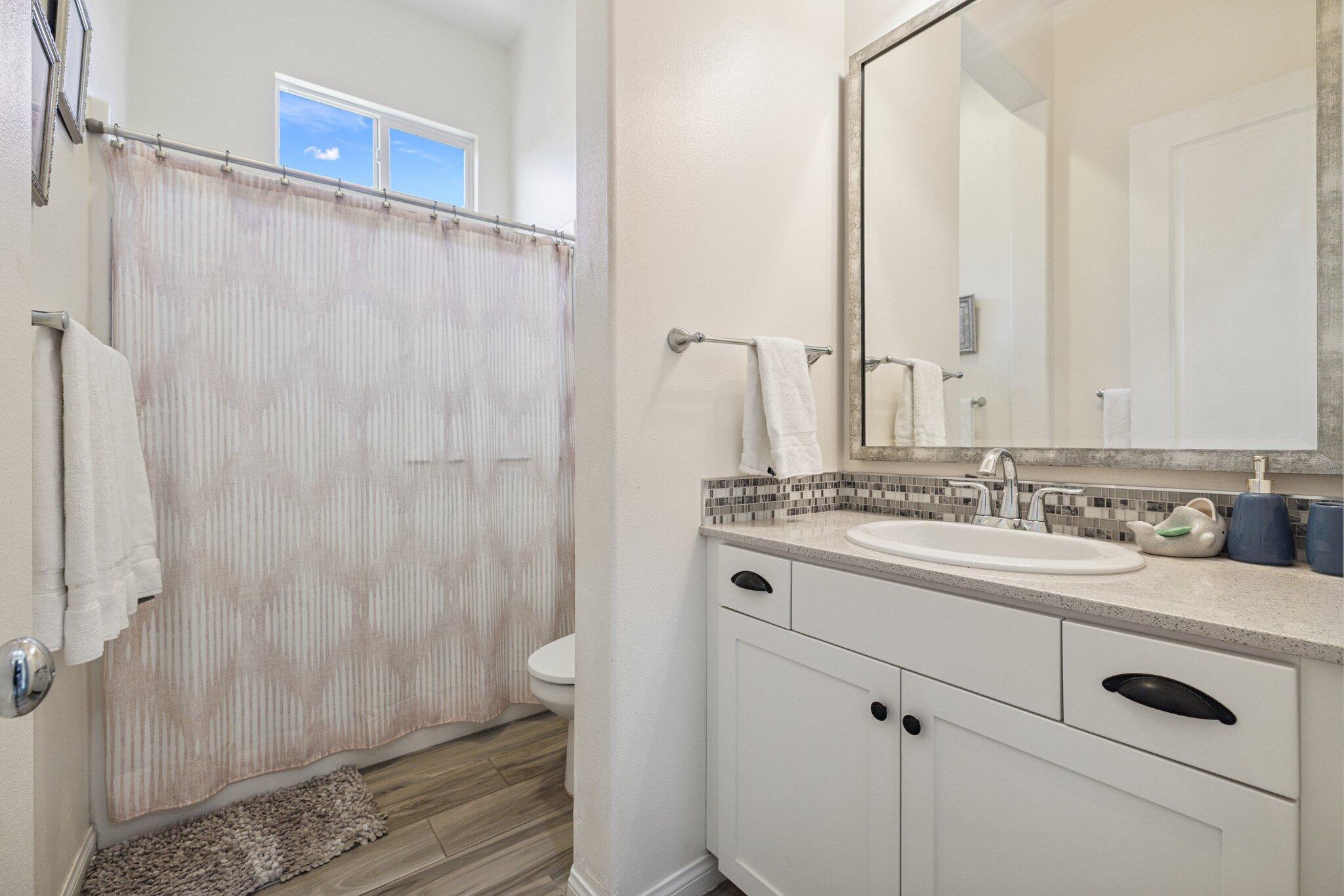 4017 Via Fragante, Unit 3 Palm Desert, CA 92260 - Photo 25 of 43 38-web-or-mls-2H8A9192