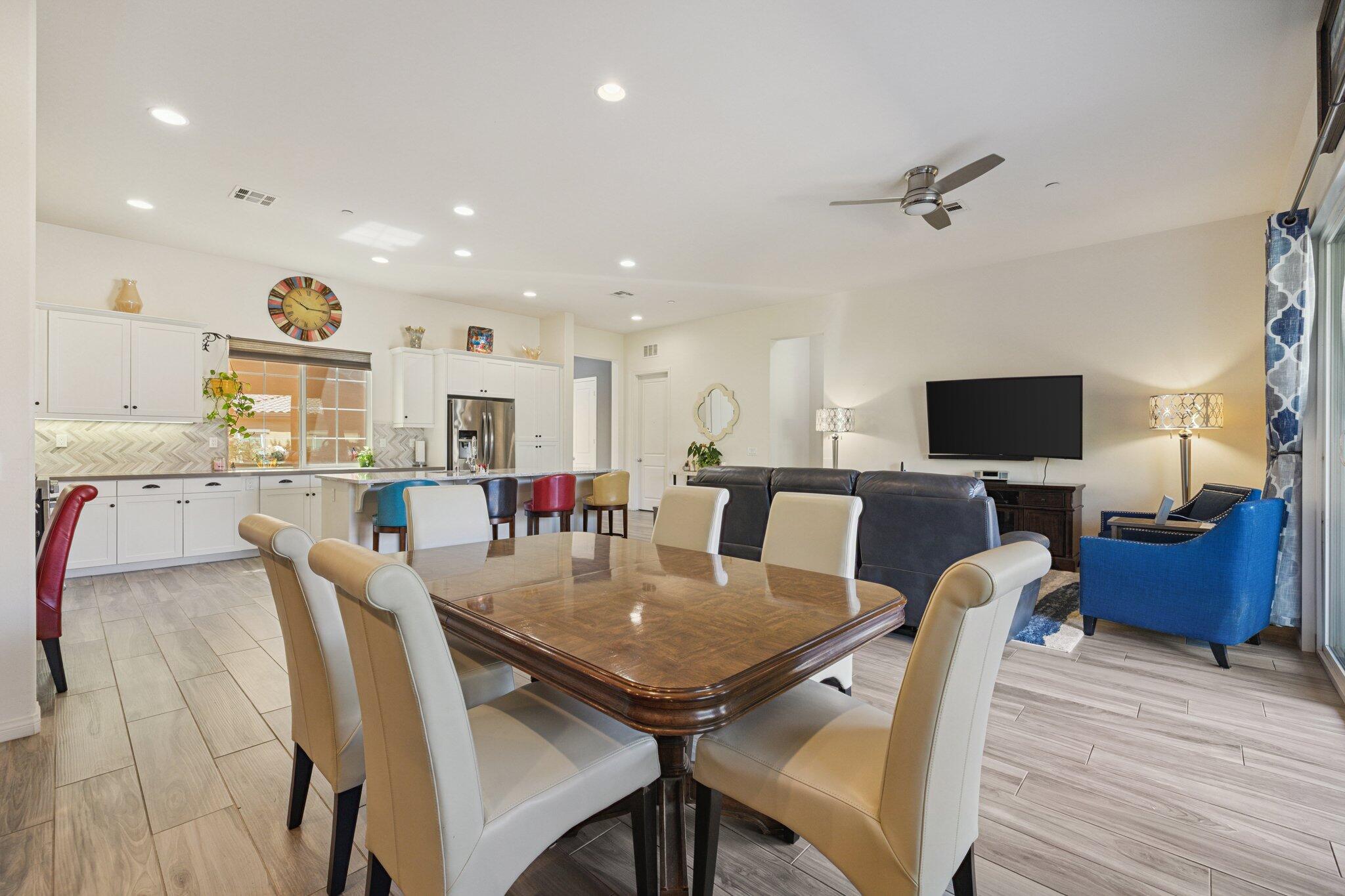 4017 Via Fragante, Unit 3 Palm Desert, CA 92260 - Photo 3 of 43 58-web-or-mls-2H8A9292