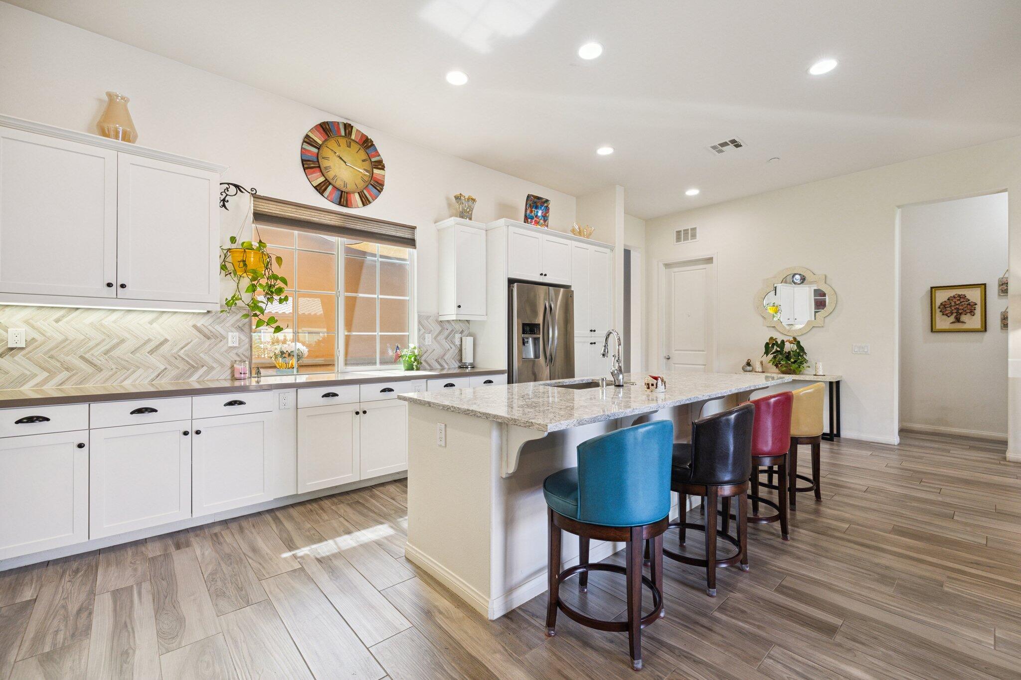 4017 Via Fragante, Unit 3 Palm Desert, CA 92260 - Photo 5 of 43 68-web-or-mls-2H8A9343