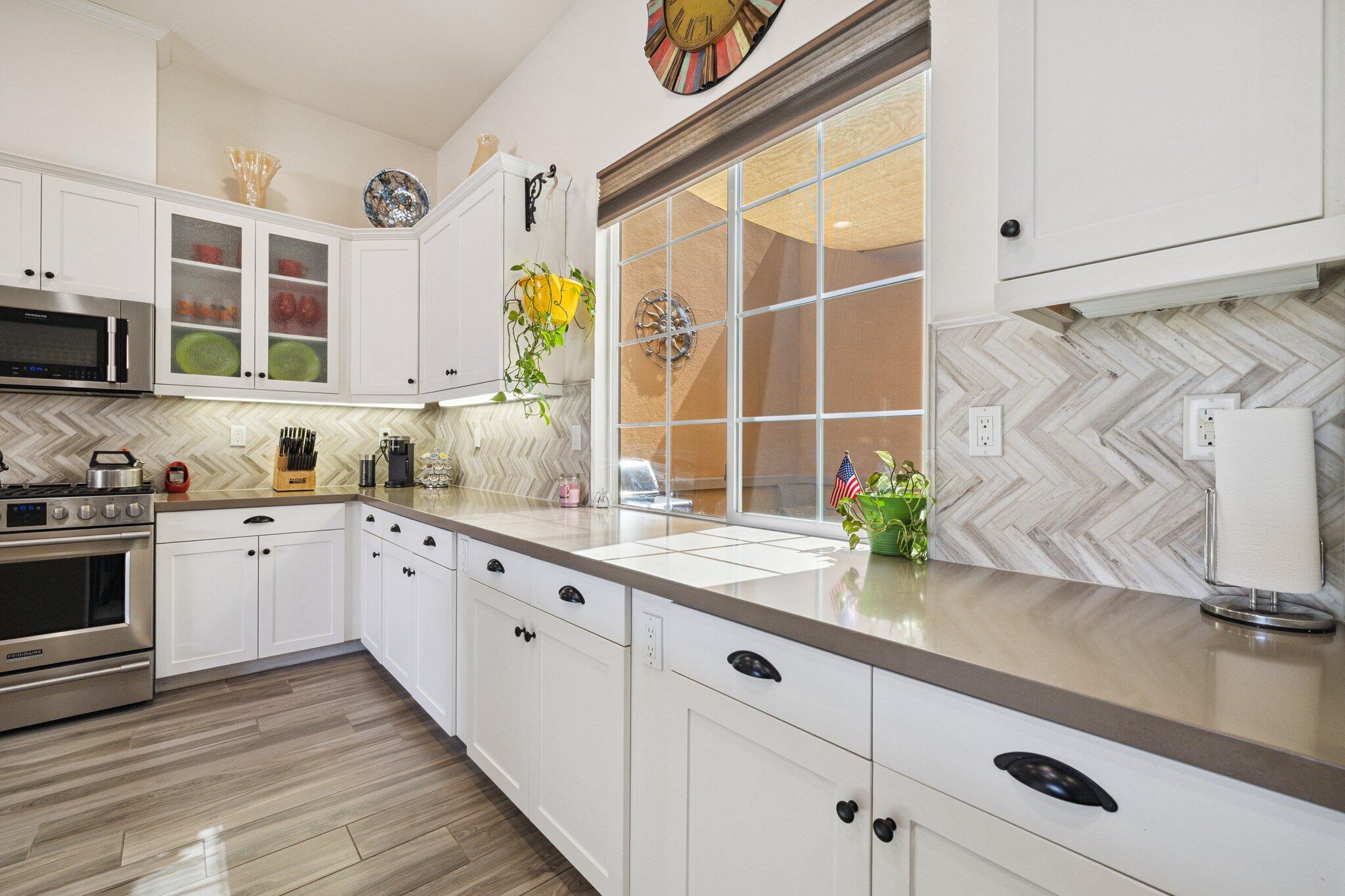 4017 Via Fragante, Unit 3 Palm Desert, CA 92260 - Photo 8 of 43 64-web-or-mls-2H8A9322