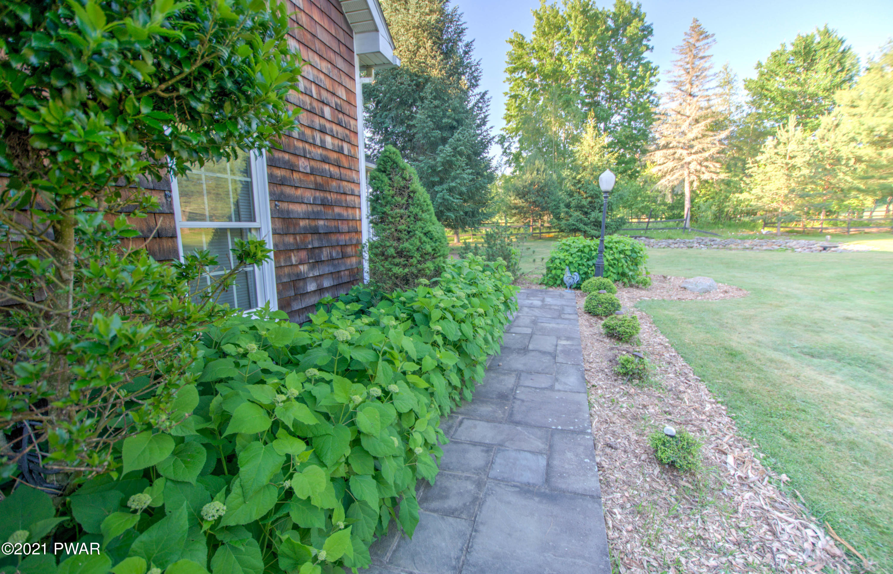 198 Cricket Hill Road Hawley, PA 18428 - Photo 5 of 56