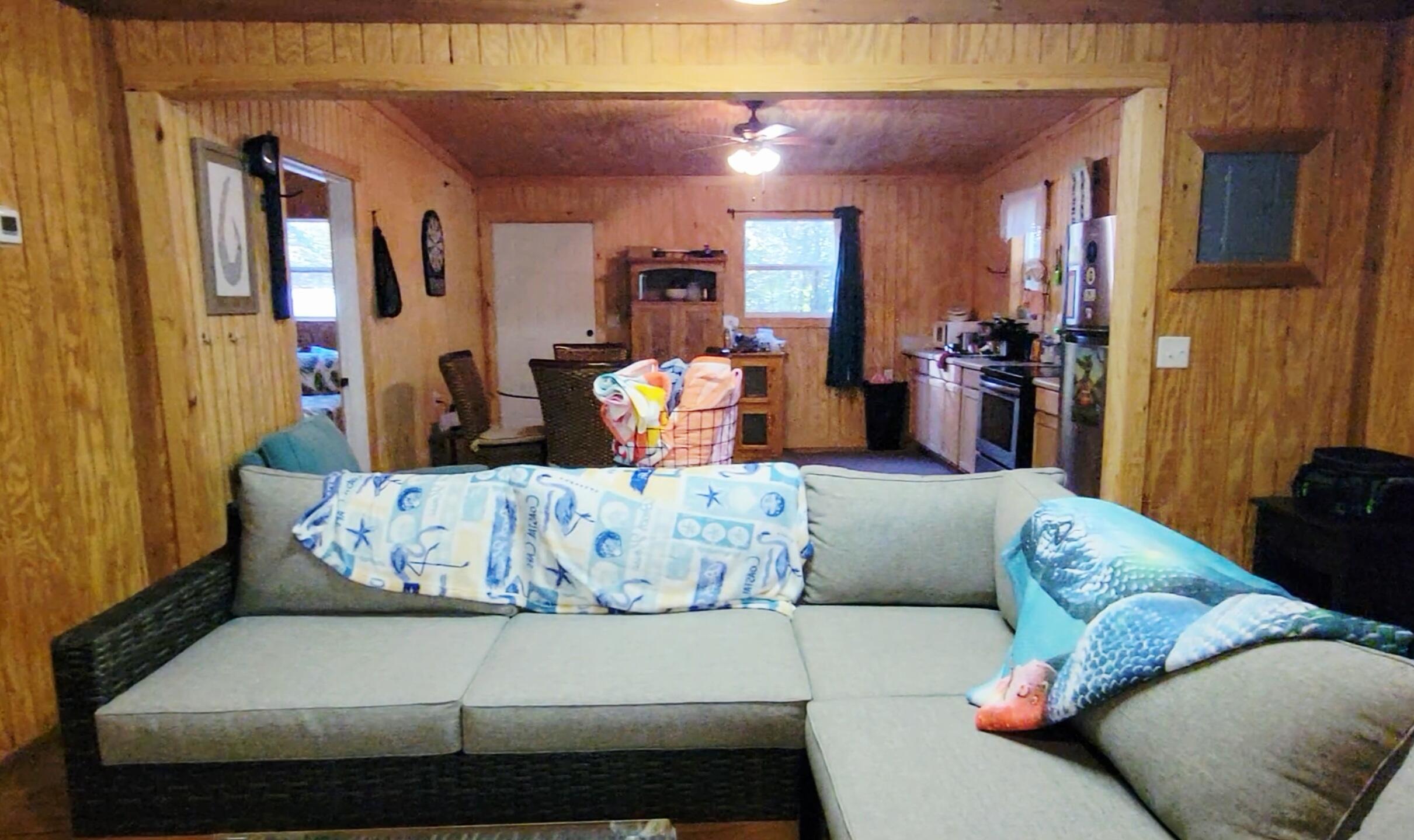 1907 River Road Ponce de Leon, FL 32455 - Photo 45 of 63 a living room with furniture and a couch