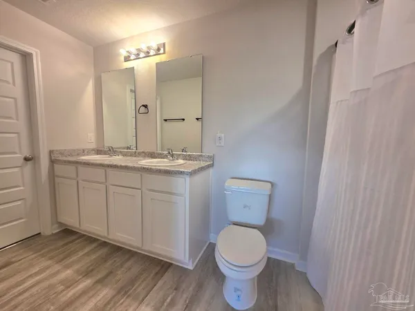 $2,000 | 4326 Winged Elm Court, Pace, FL 32571