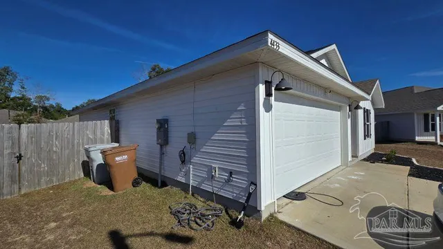 $2,100 | 4433 Tiger Oak Court, Pace, FL 32571