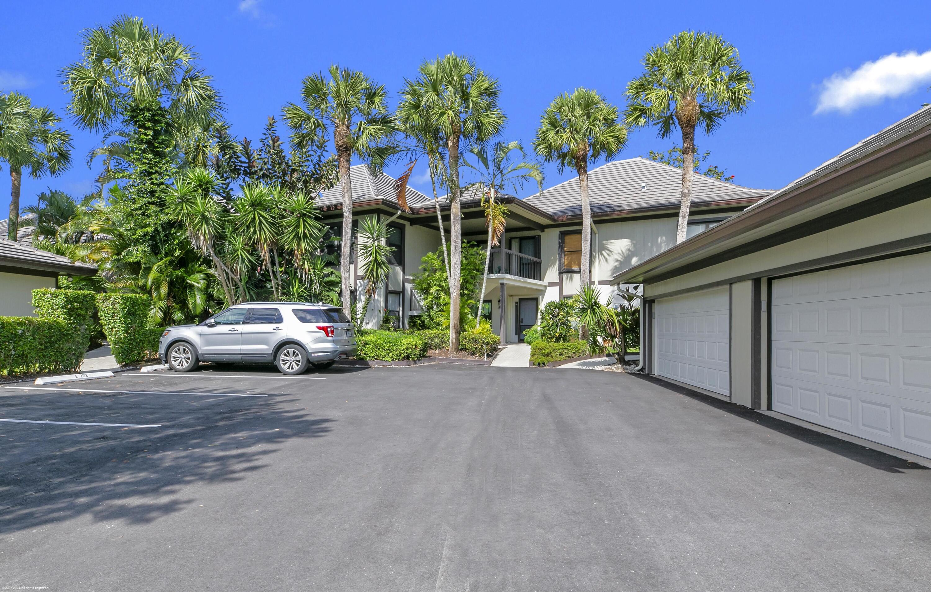 13224 Polo Club Road, Unit A103 Wellington, FL 33414 - Photo 6 of 48 13224 Polo Club Rd A103 005