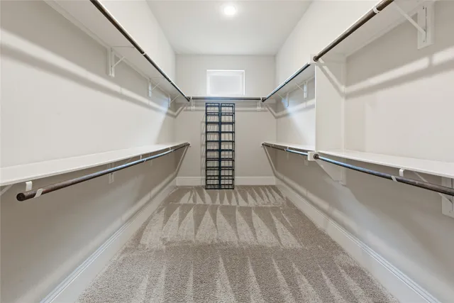 $510,000 | 633 Ashbrook Ridge Lane, Pinehurst, TX 77362