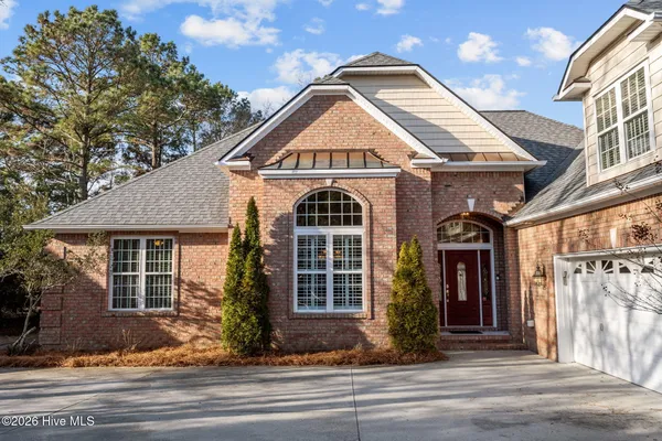 $624,900 | 211 Port Side Drive, Sneads Ferry, NC 28460