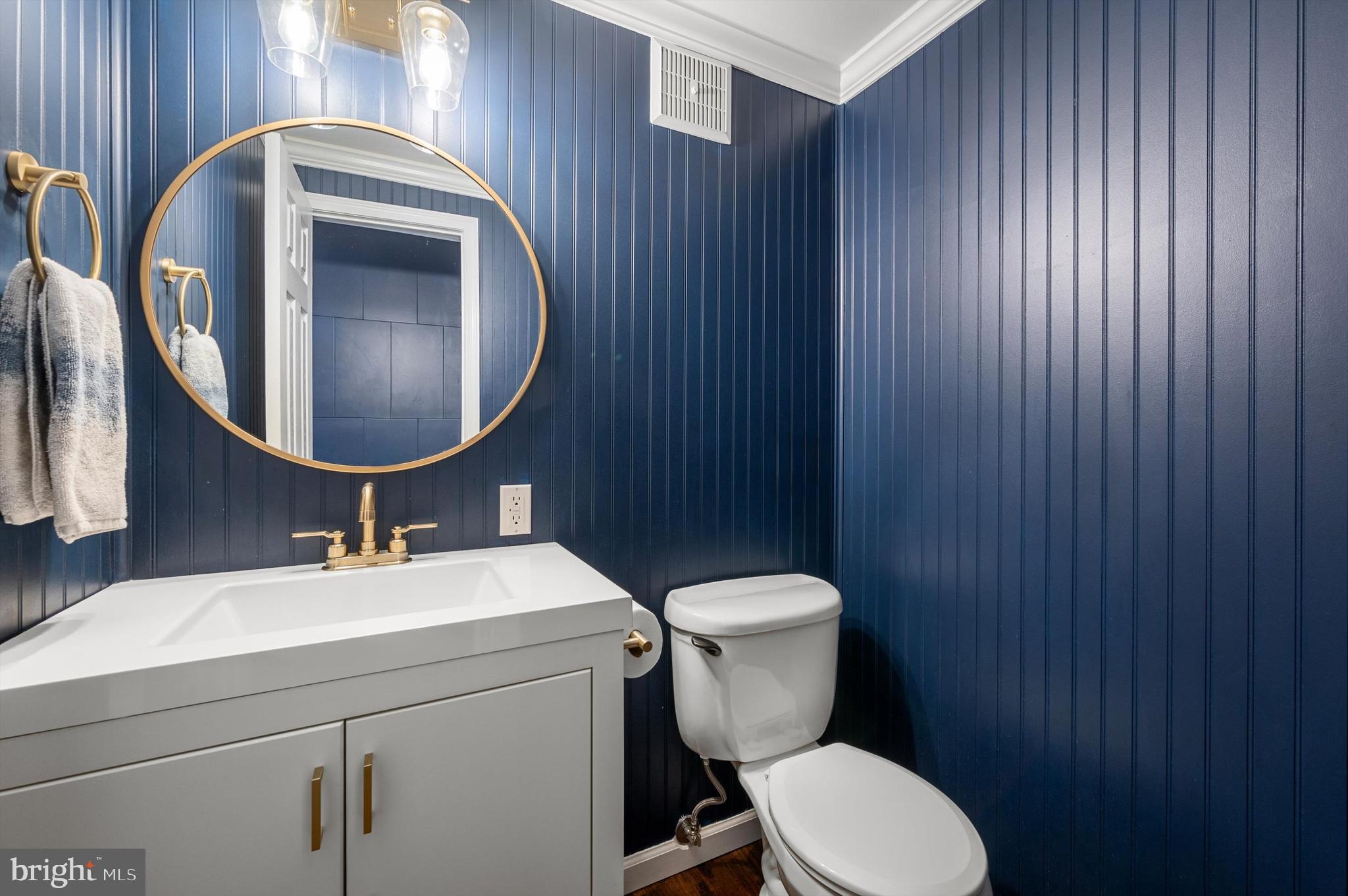 1609 Valencia Way Reston, VA 20190 - Photo 17 of 41 Half Bath on Main Level