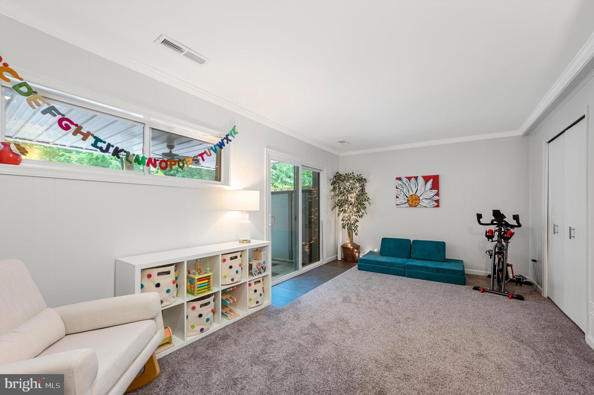 1609 Valencia Way Reston, VA 20190 - Photo 31 of 41 Gallery Image 31