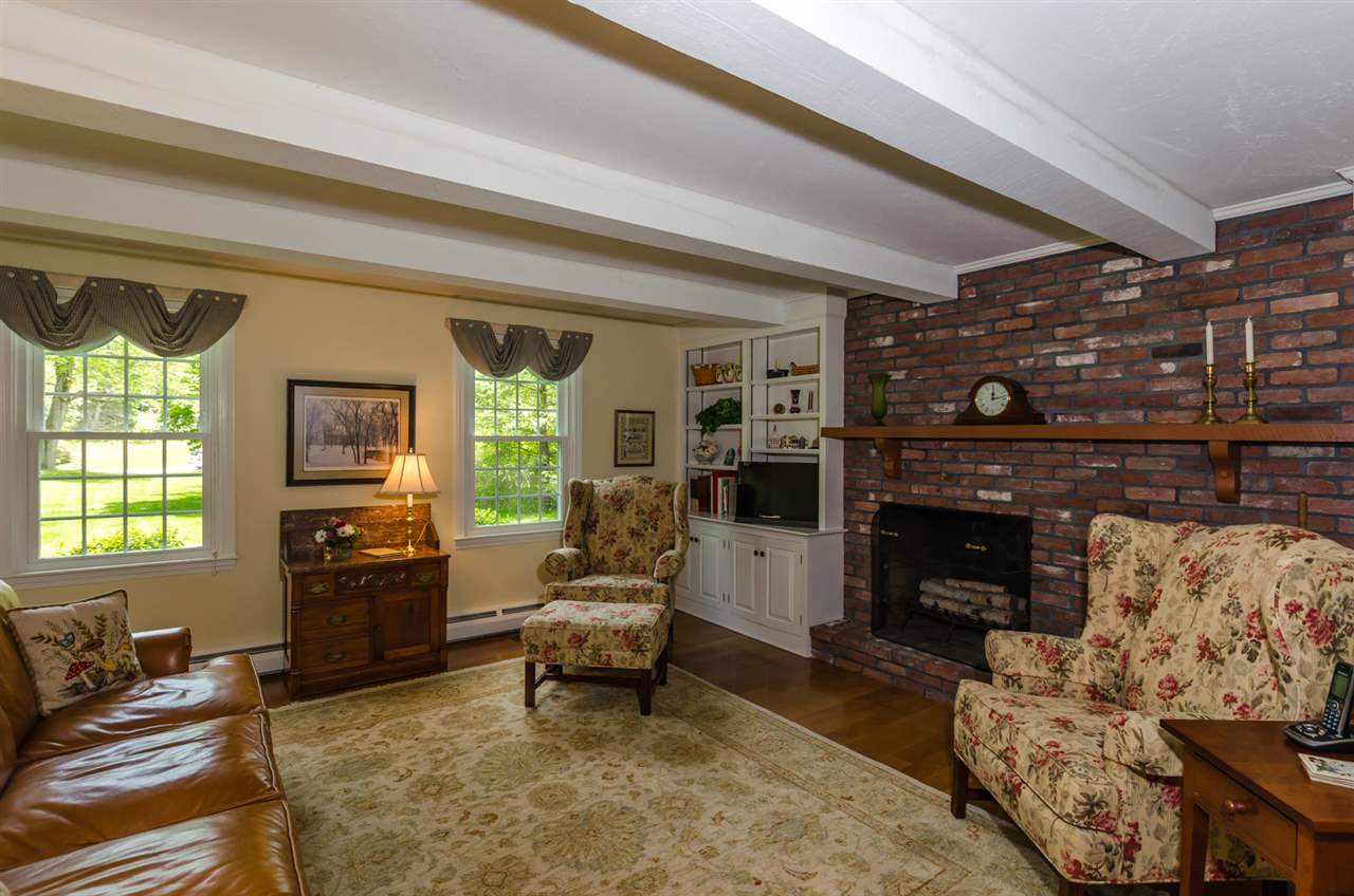 8 Holt Road Amherst, NH 03031 - Photo 14 of 40