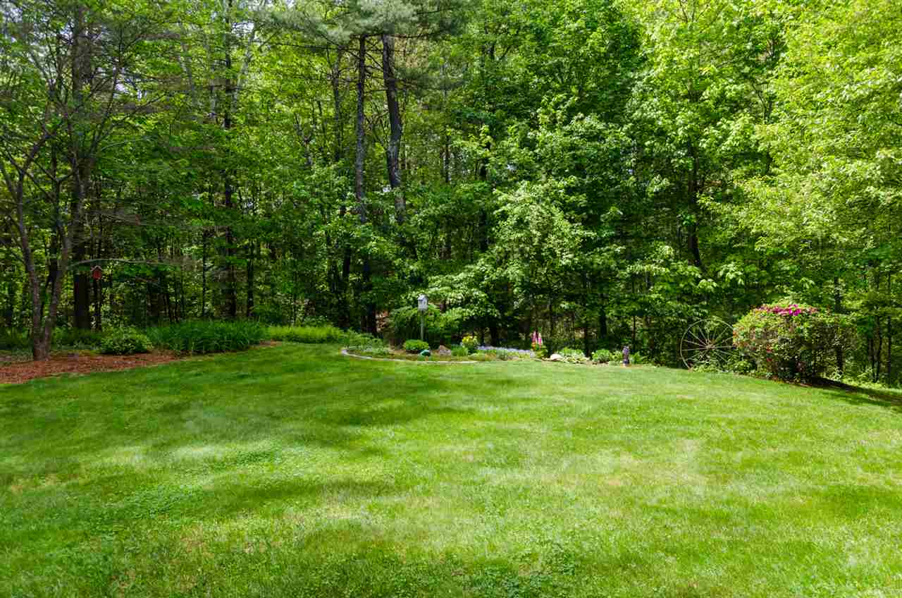 8 Holt Road Amherst, NH 03031 - Photo 8 of 40