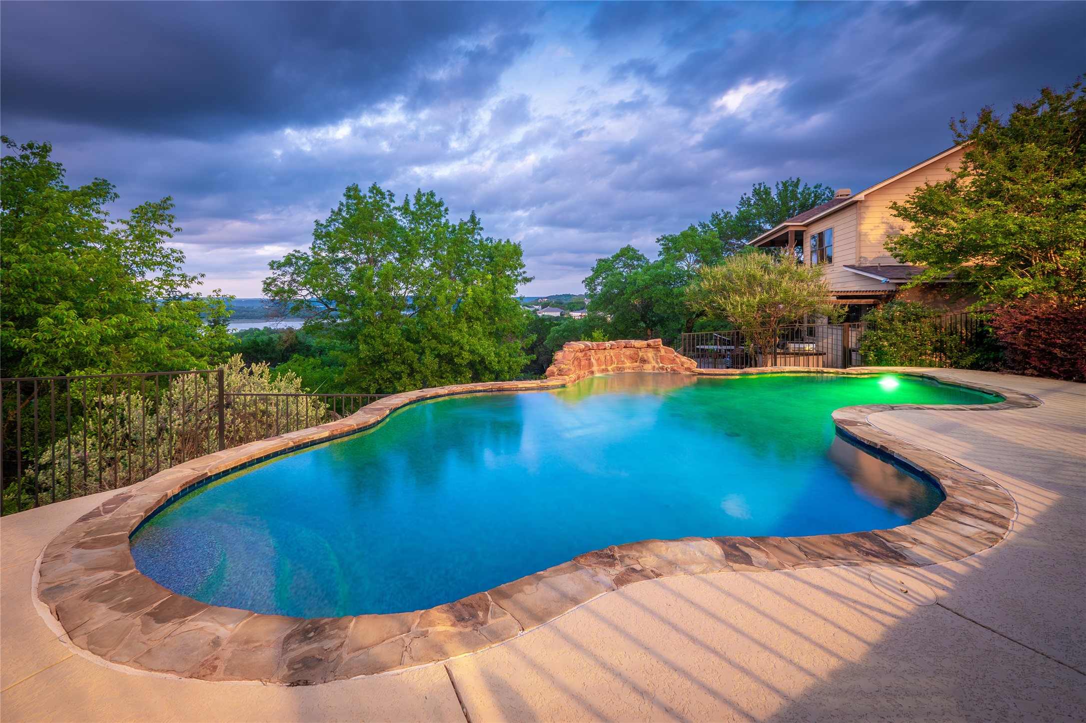 21012 N Ridge Lago Vista, TX 78645 - Photo 33 of 37