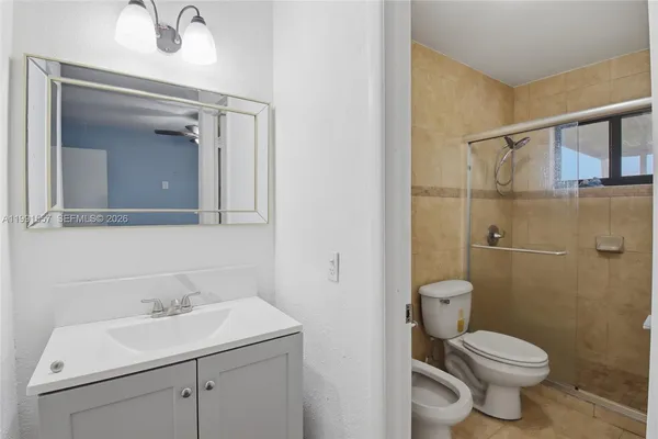 $3,500 | 3210 Southwest 26th Street, Unit 3210, Miami, FL 33133