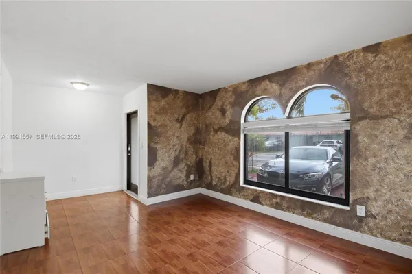 $3,500 | 3210 Southwest 26th Street, Unit 3210, Miami, FL 33133