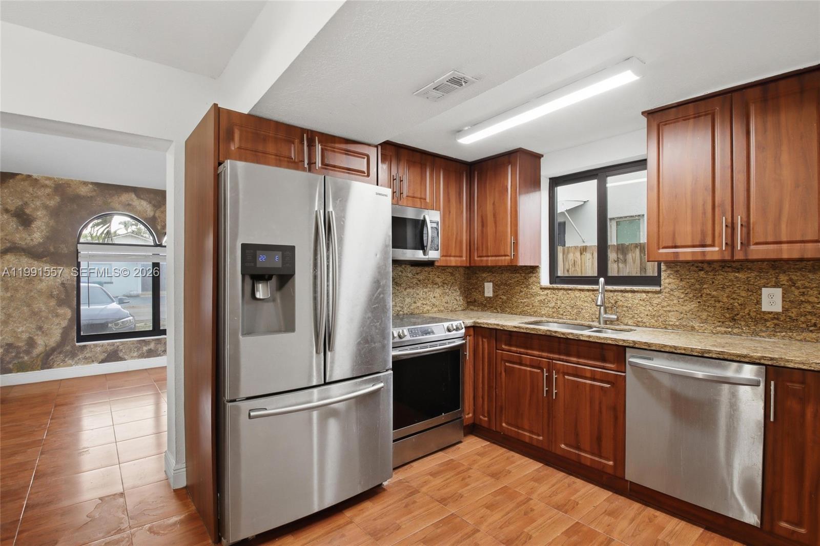 3210 Southwest 26th Street, Unit 3210 Miami, FL 33133 - Photo 7 of 19