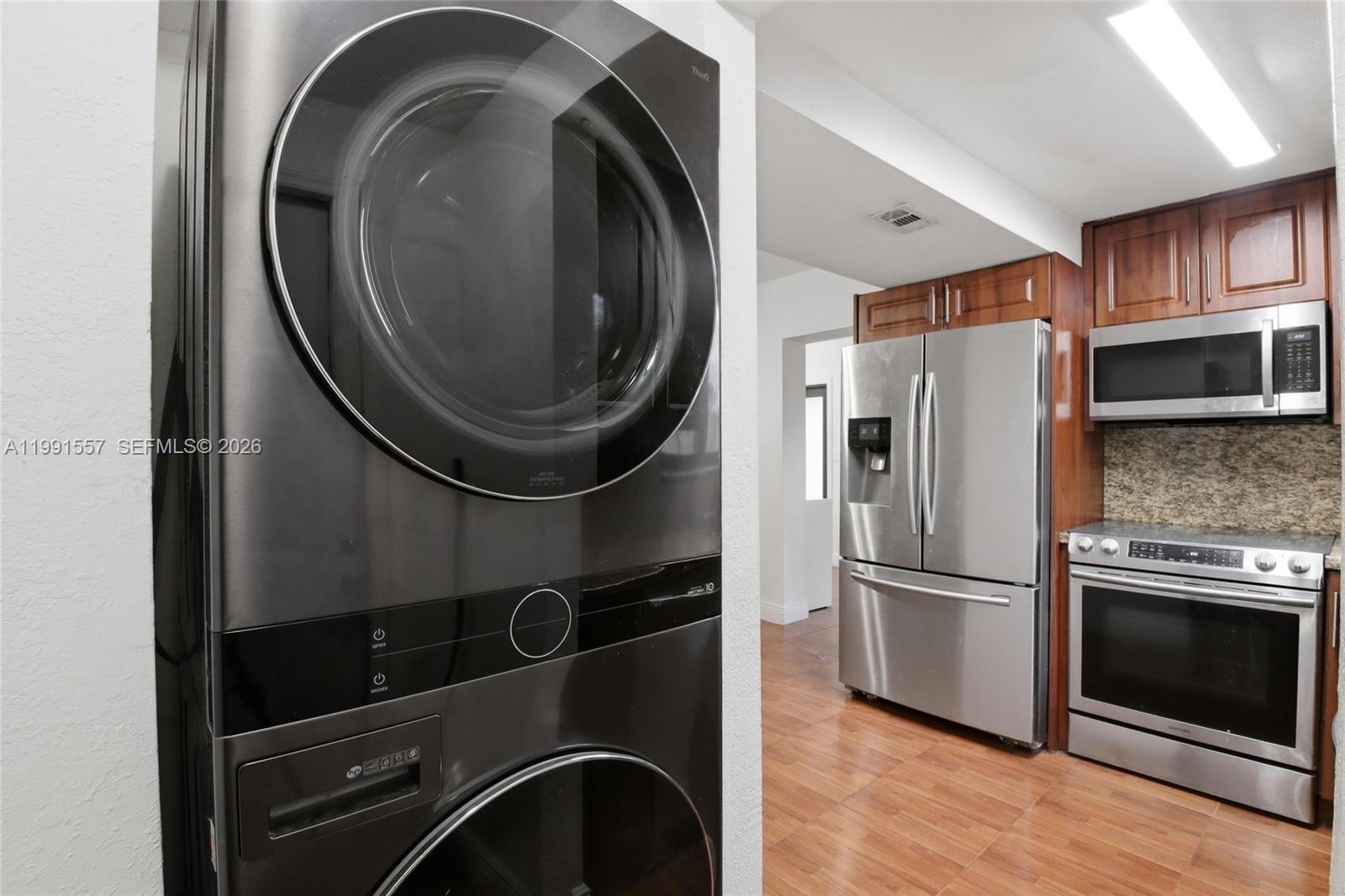 3210 Southwest 26th Street, Unit 3210 Miami, FL 33133 - Photo 9 of 19